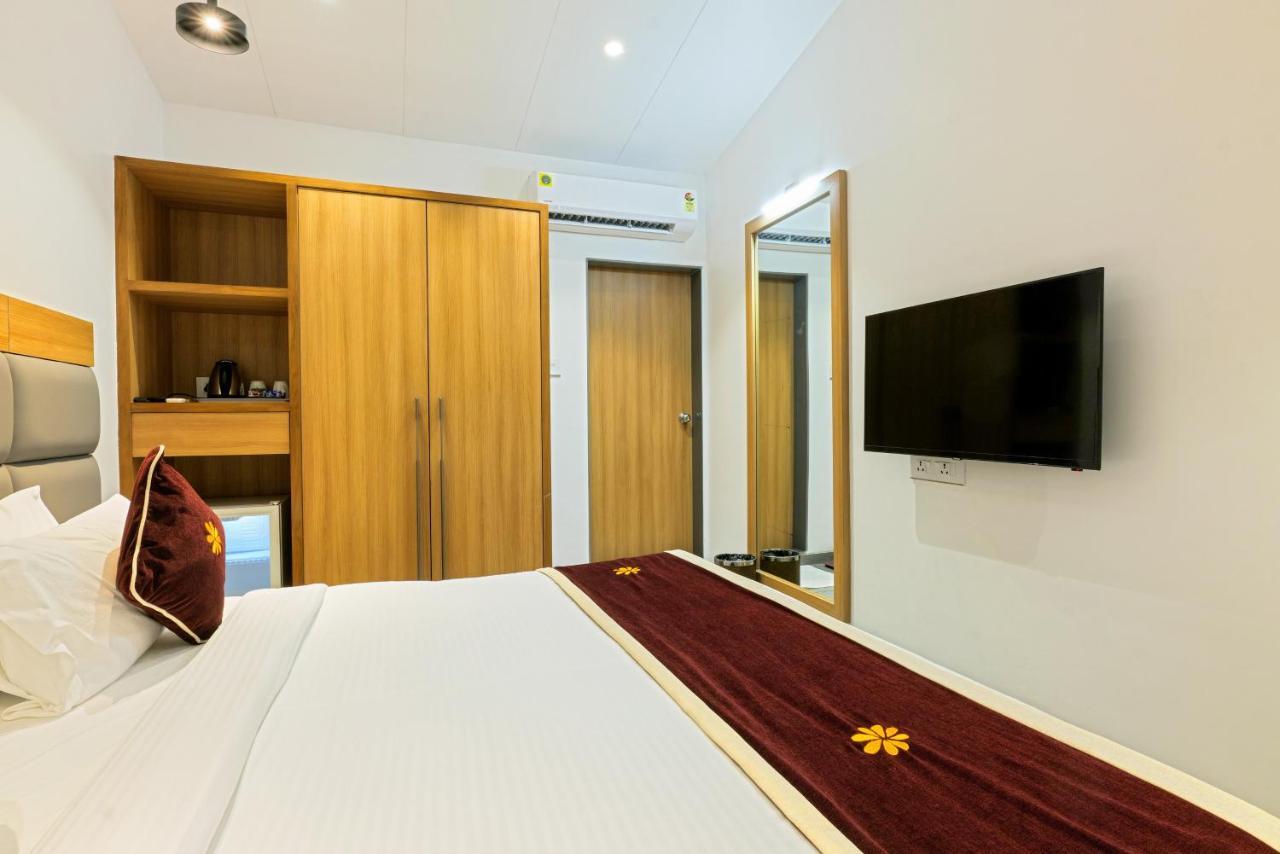 Gold Beach Villa Daman Εξωτερικό φωτογραφία