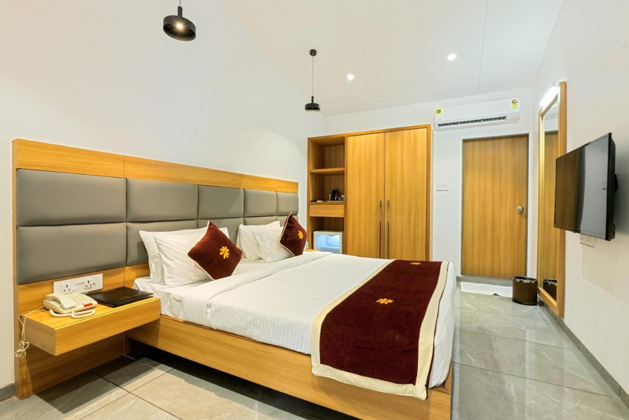 Gold Beach Villa Daman Εξωτερικό φωτογραφία