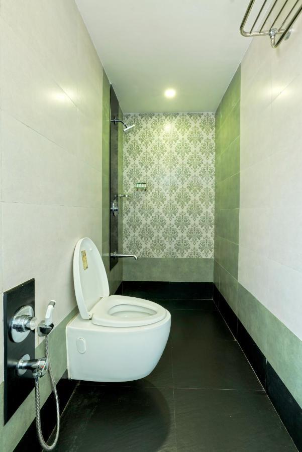 Gold Beach Villa Daman Εξωτερικό φωτογραφία